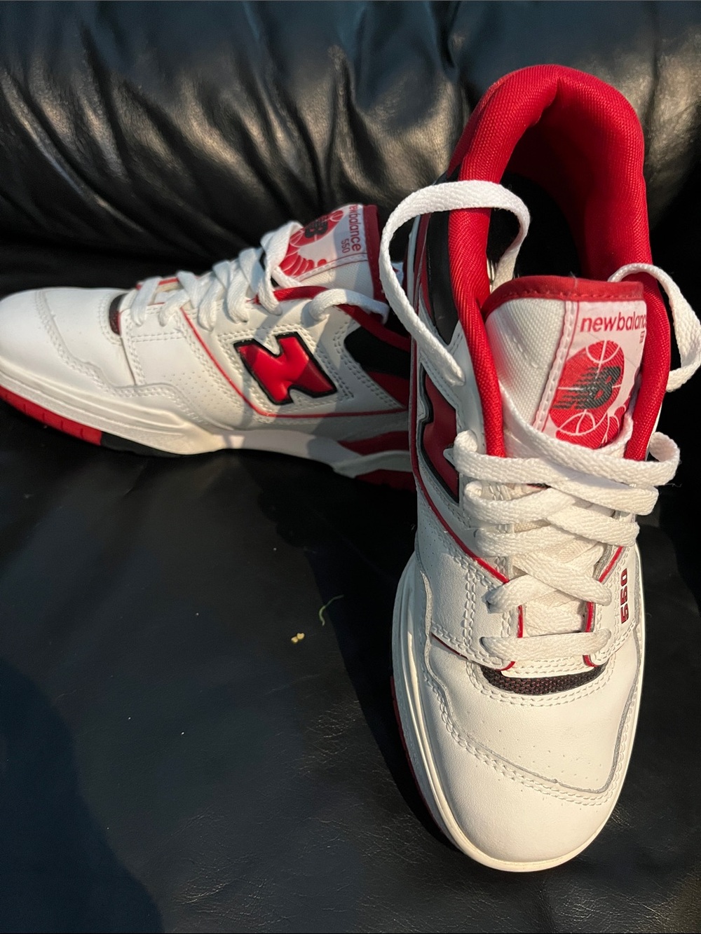 New Balance 550 Men’s White and Red Low-Top Sneakers - Picture 2 of 5